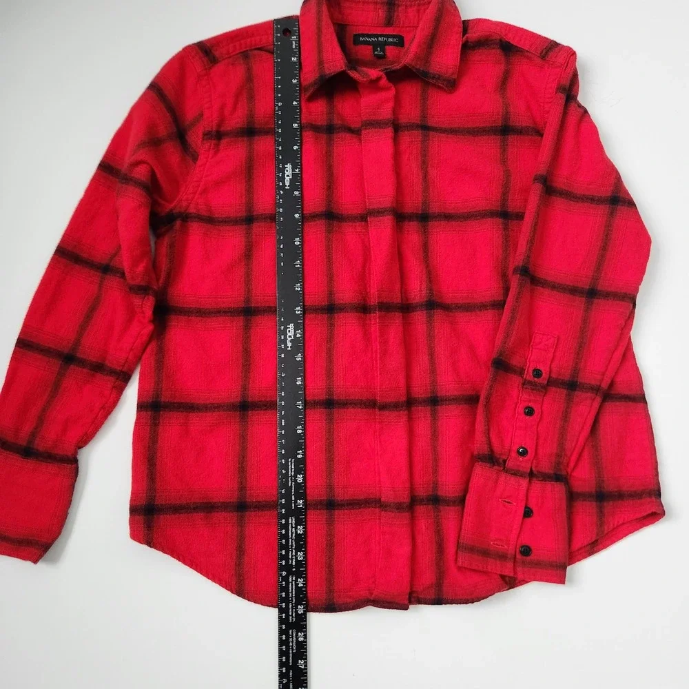 Banana Republic Mens Red Black‎ Plaid Flannel Button Up Shirt Size S